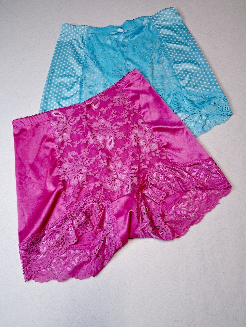 Rhonda Shear 2pk Magenta and Aqua Lace Satin Tap Pants